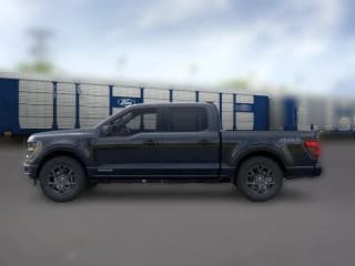 Ford F-150 STX 4WD SuperCrew 5.5' Box Ford F-150 STX 4WD SuperCrew 5.5' Box