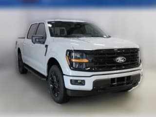 Ford F-150 XLT 4WD SuperCrew 5.5' Box Ford F-150 XLT 4WD SuperCrew 5.5' Box