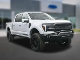 Ford F-150 LARIAT 4WD SuperCrew 5.5' Box Ford F-150 LARIAT 4WD SuperCrew 5.5' Box