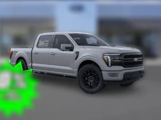 Ford F-150 LARIAT 4WD SuperCrew 5.5' Box Ford F-150 LARIAT 4WD SuperCrew 5.5' Box