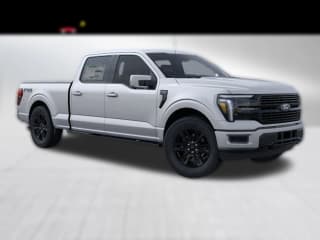 Ford F-150 Platinum 4WD SuperCrew 6.5' Box Ford F-150 Platinum 4WD SuperCrew 6.5' Box