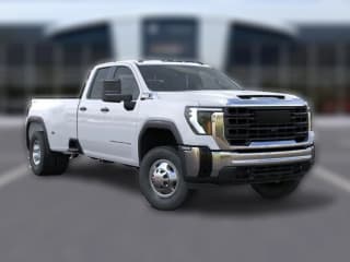 GMC Sierra 3500HD Pro 4WD Double Cab 162" GMC Sierra 3500HD Pro 4WD Double Cab 162"