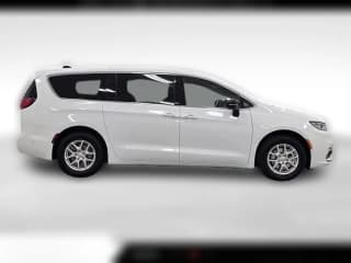 Chrysler Pacifica Select FWD Chrysler Pacifica Select FWD