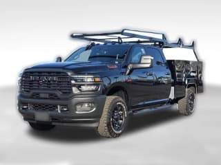 Ram 3500 Tradesman 4x4 Crew Cab 8' Box Ram 3500 Tradesman 4x4 Crew Cab 8' Box