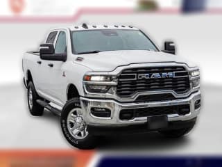 Ram 2500 Tradesman 4x4 Crew Cab 6'4" Box Ram 2500 Tradesman 4x4 Crew Cab 6'4" Box