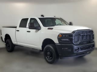 Ram 2500 Tradesman 4x4 Crew Cab 6'4" Box Ram 2500 Tradesman 4x4 Crew Cab 6'4" Box