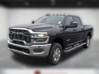 Ram 2500 Big Horn 4x4 Crew Cab 6'4" Box Ram 2500 Big Horn 4x4 Crew Cab 6'4" Box