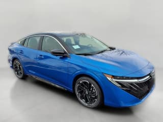 Nissan Sentra SR Sedan Nissan Sentra SR Sedan