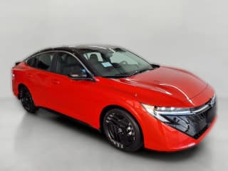 Nissan Sentra SR Sedan Nissan Sentra SR Sedan