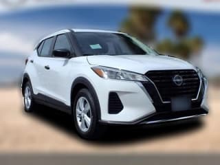 Nissan Kicks Play S FWD Nissan Kicks Play S FWD