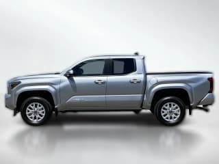 Toyota Tacoma 4WD SR5 Double Cab 5' Bed AT (Natl) Toyota Tacoma 4WD SR5 Double Cab 5' Bed AT (Natl)