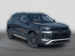 Volkswagen Tiguan S 2.0T FWD Volkswagen Tiguan S 2.0T FWD