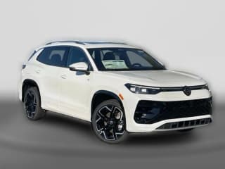 Volkswagen Tiguan SEL R-Line Turbo 2.0T 4MOTION Volkswagen Tiguan SEL R-Line Turbo 2.0T 4MOTION