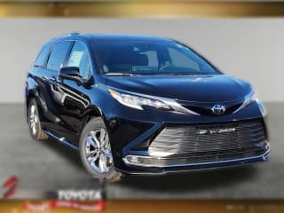 Toyota Sienna Limited AWD 7-Passenger (Natl) Toyota Sienna Limited AWD 7-Passenger (Natl)