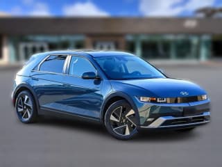 Hyundai IONIQ 5 SE RWD Hyundai IONIQ 5 SE RWD