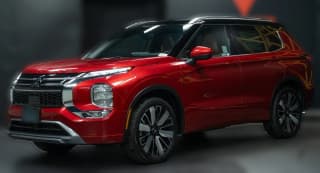 Mitsubishi Outlander SEL FWD Mitsubishi Outlander SEL FWD