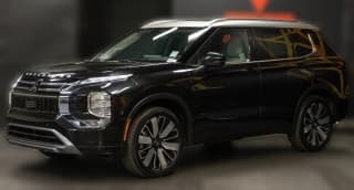 Mitsubishi Outlander Platinum Edition S-AWC Mitsubishi Outlander Platinum Edition S-AWC