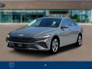 Hyundai Elantra Limited IVT Hyundai Elantra Limited IVT