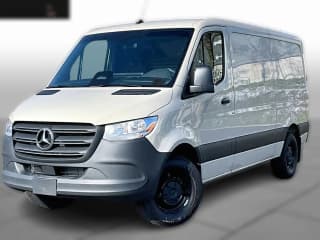 Mercedes-Benz Sprinter Crew Van Standard Roof 4-Cyl Diesel HO 2500 Standard Roof I4 Diesel HO 144" RWD Mercedes-Benz Sprinter Crew Van Standard Roof 4-Cyl Diesel HO 2500 Standard Roof I4 Diesel HO 144" RWD