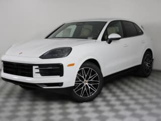 Porsche Cayenne Base AWD Porsche Cayenne Base AWD