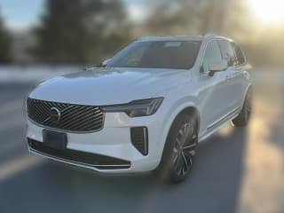 Volvo XC90 Plus B6 AWD 7-Seater Volvo XC90 Plus B6 AWD 7-Seater