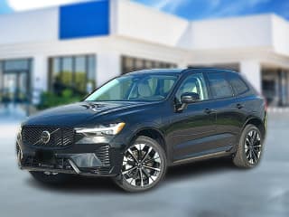 Volvo XC60 Plug-In Hybrid Ultra T8 AWD Volvo XC60 Plug-In Hybrid Ultra T8 AWD