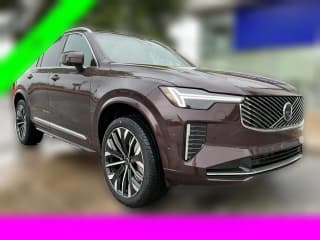 Volvo XC90 Plus B5 AWD 6-Seater Volvo XC90 Plus B5 AWD 6-Seater